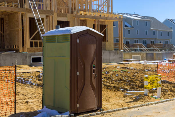 Types of Portable Toilets We Offer in Chicago Heights, IL